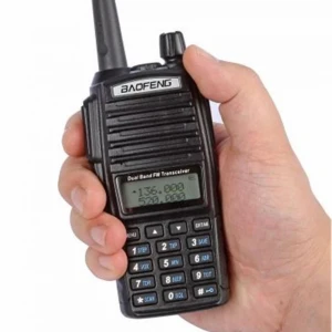 Baofeng UV-82L 5W  LCD Ekran,LED El Feneri Arama Kurtarma-Güvenlik-Haberleşme El Telsizi (FM RADYO)
