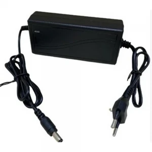 Expotech AD-1205 12V 5 Amper Plastik Adaptör